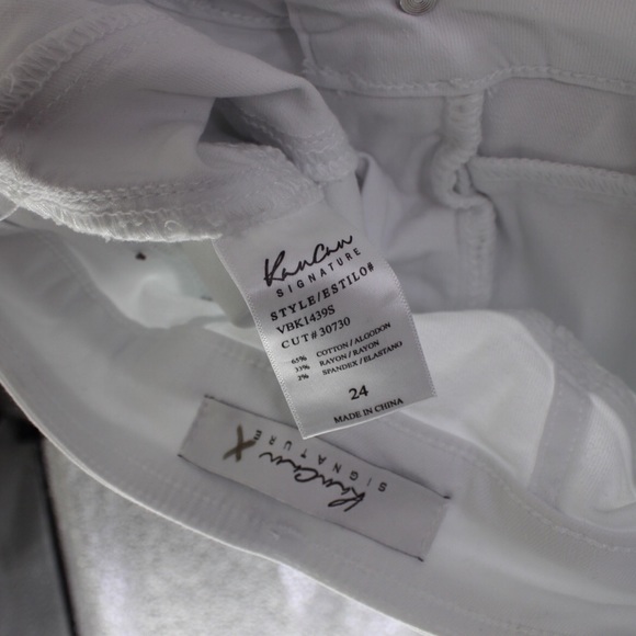 NEW KanCan Destroyed White Stretch Skinny Jeans 24 / 0 - Picture 12 of 12